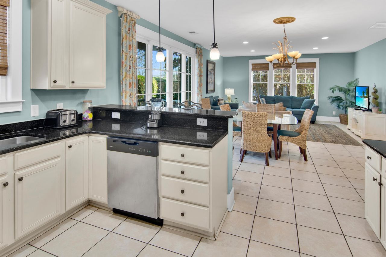 562 Olde Mill Dr. Photo 10