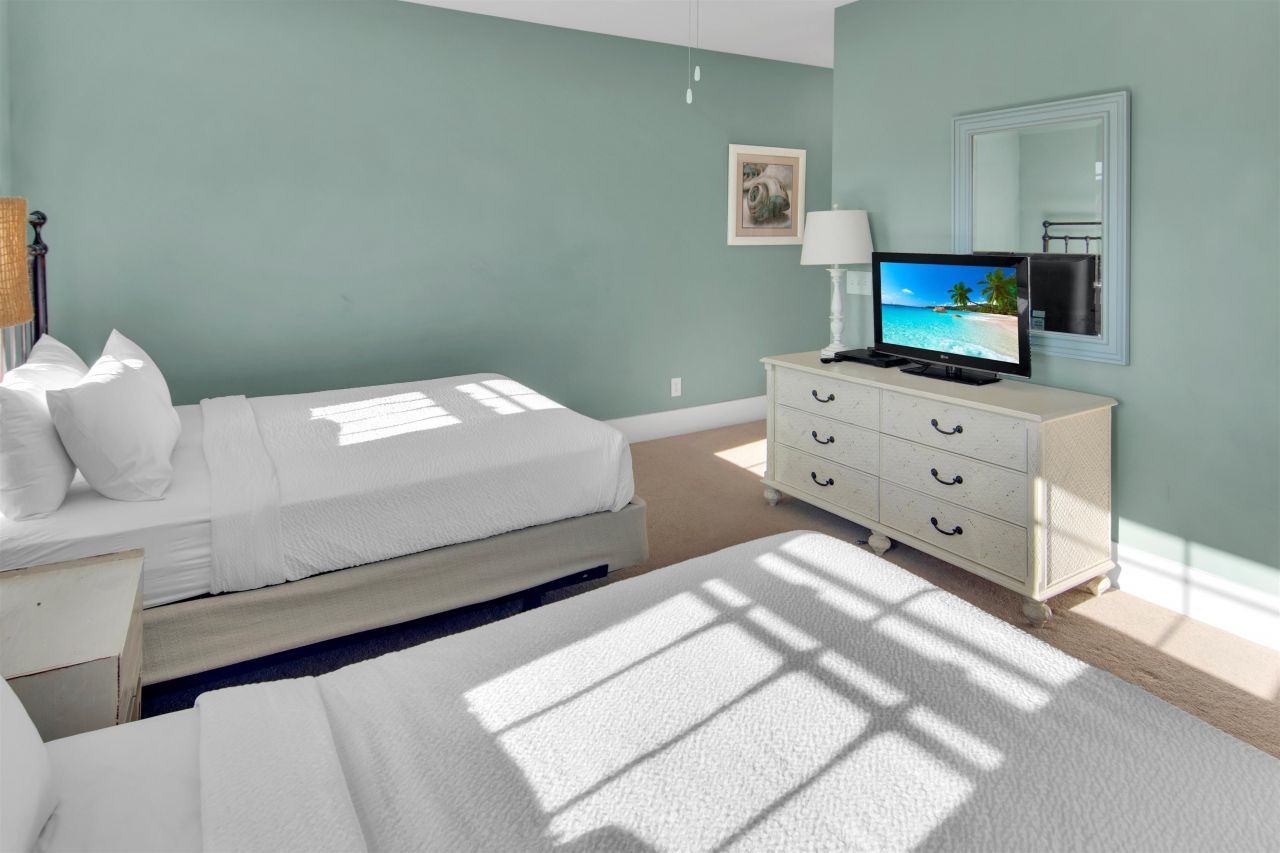 562 Olde Mill Dr. Photo 21