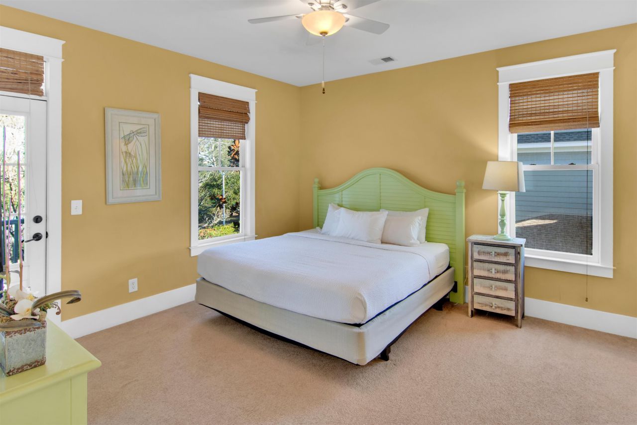 562 Olde Mill Dr. Photo 23