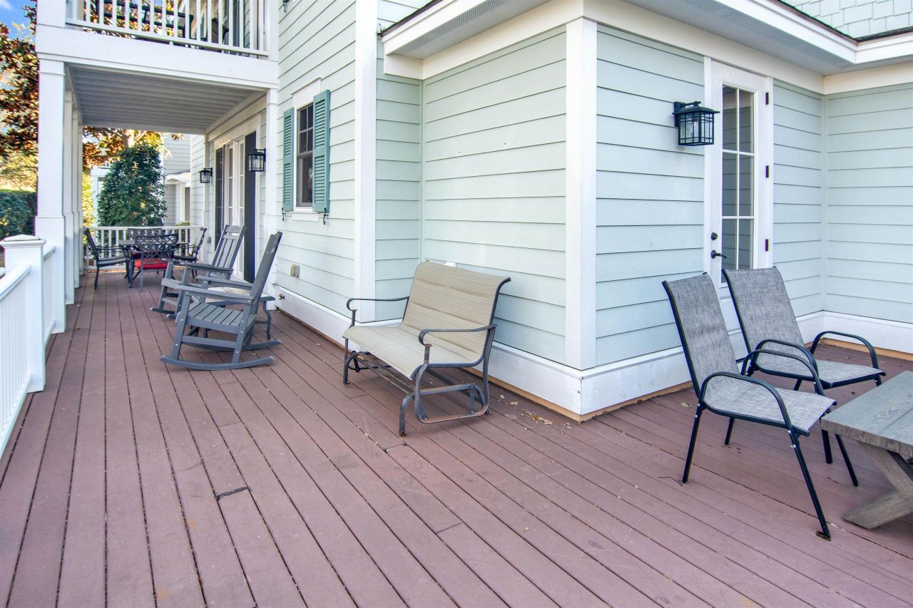 562 Olde Mill Dr. Photo 33