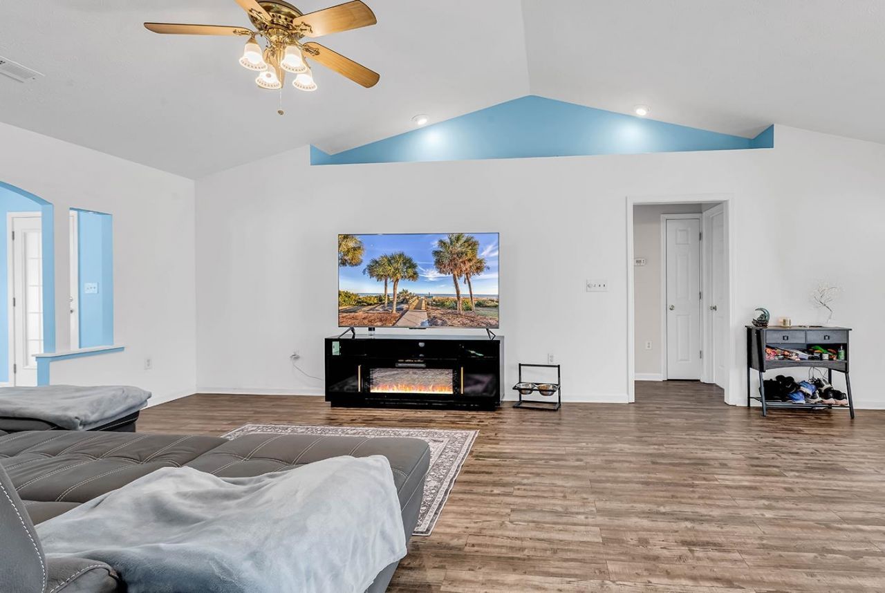 2208 Blair Ct. Photo 14