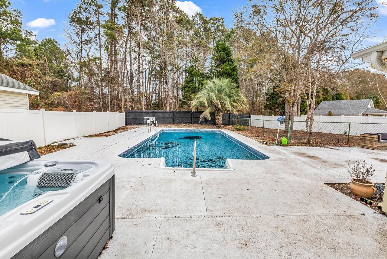 2208 Blair Ct. Photo 33