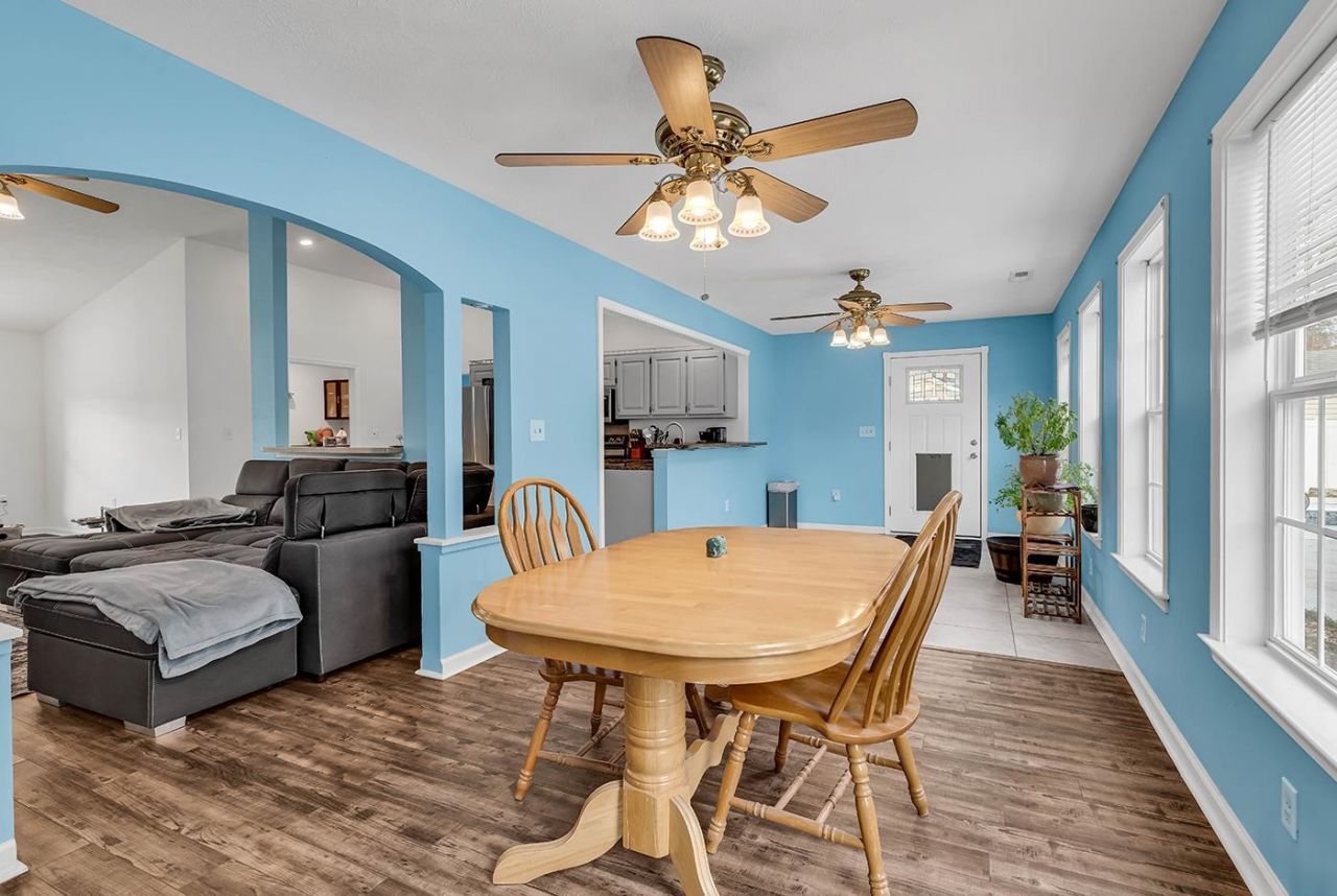 2208 Blair Ct. Photo 6