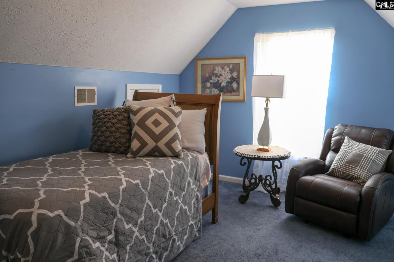 351 Knotts Circle  Photo 10