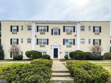 2301 FARRINGTON AVENUE, Unit 303, ALEXANDRIA, VA 22303