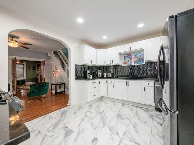 1450 Briarwood Avenue, Columbus, OH 43211 Photo 24