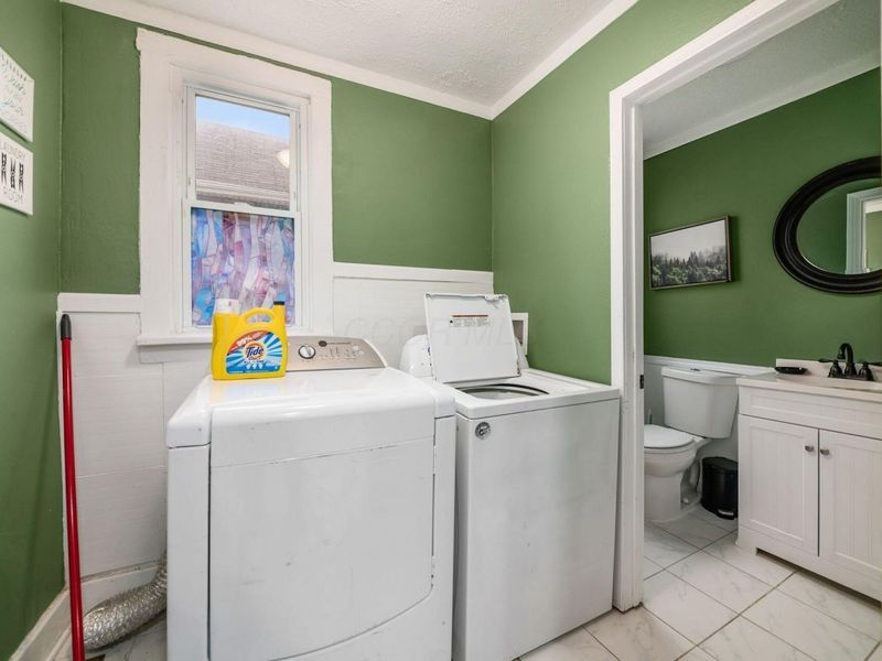 1450 Briarwood Avenue, Columbus, OH 43211 Photo 25