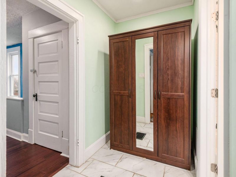 1450 Briarwood Avenue, Columbus, OH 43211 Photo 37