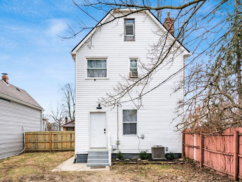 1450 Briarwood Avenue, Columbus, OH 43211 Photo 38