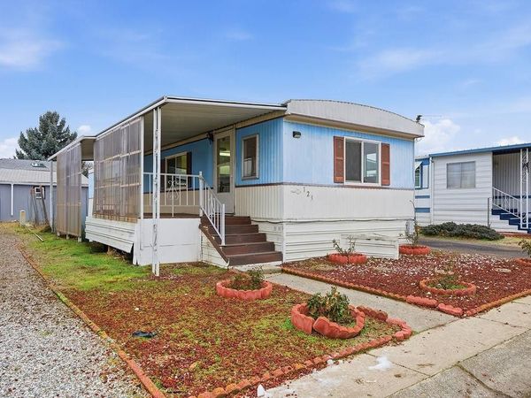 1211 E Lyons Ave, Spokane, WA 99208