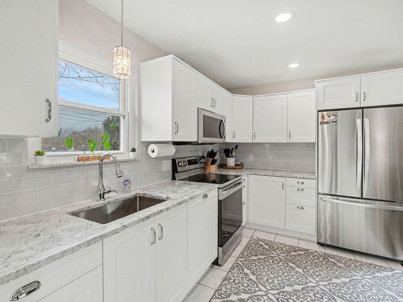 749 Meadow View Drive, Villa Hills, KY 41017 Photo 6