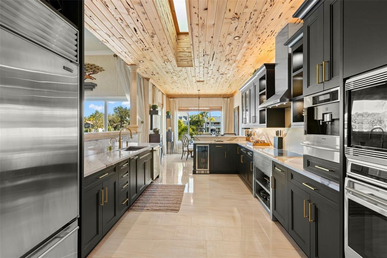 967 Landmark Circle S, Tierra Verde, FL 33715 Photo