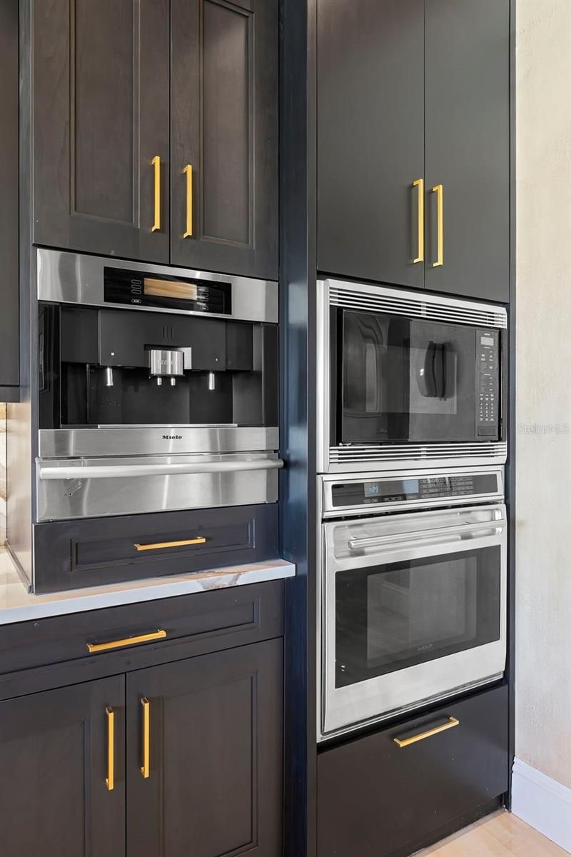 967 Landmark Circle S, Tierra Verde, FL 33715 Photo