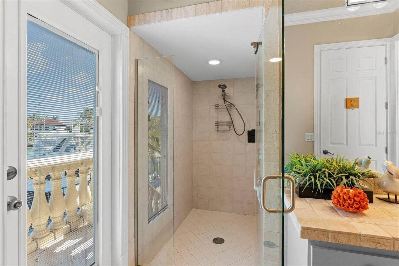 967 Landmark Circle S, Tierra Verde, FL 33715 Photo