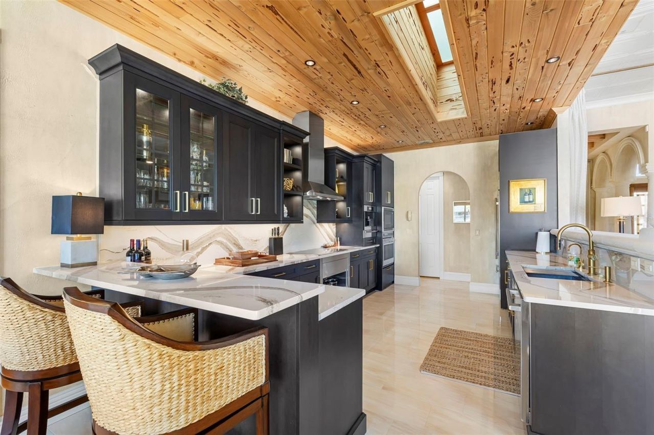 967 Landmark Circle S, Tierra Verde, FL 33715 Photo