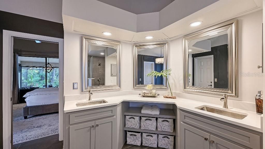 721 Forestview Drive, Sarasota, FL 34232 Photo