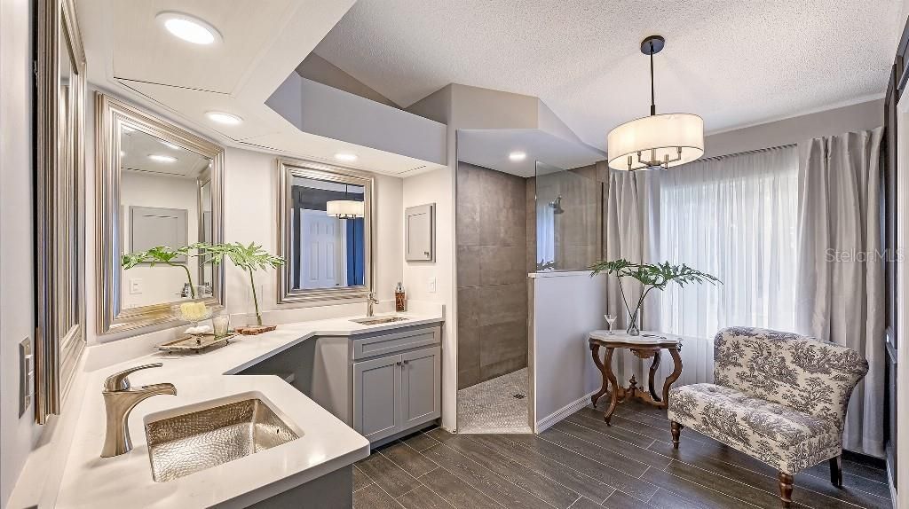 721 Forestview Drive, Sarasota, FL 34232 Photo