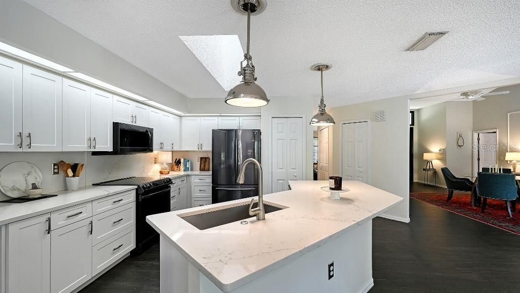 721 Forestview Drive, Sarasota, FL 34232 Photo