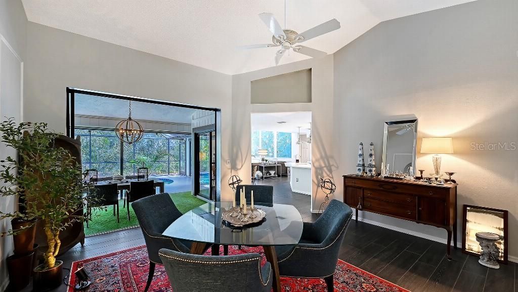 721 Forestview Drive, Sarasota, FL 34232 Photo