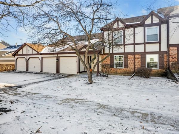 25 Illinois Avenue, Unit L2, Schaumburg, IL 60193