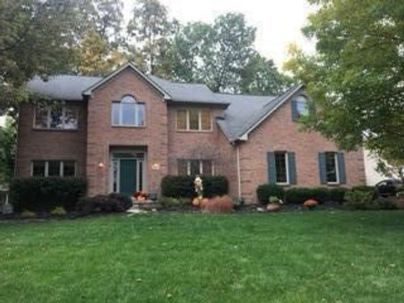 5483 Turnberry Drive, Westerville, OH 43082 Photo 2