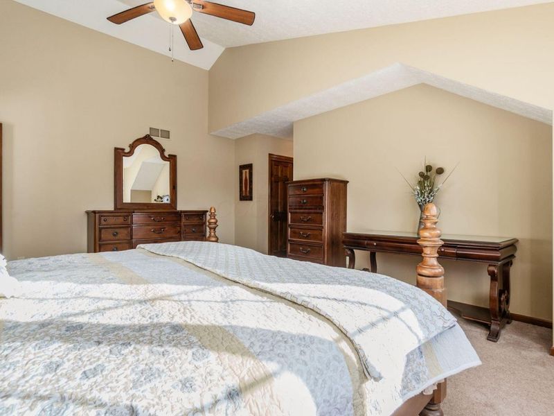 5483 Turnberry Drive, Westerville, OH 43082 Photo 32