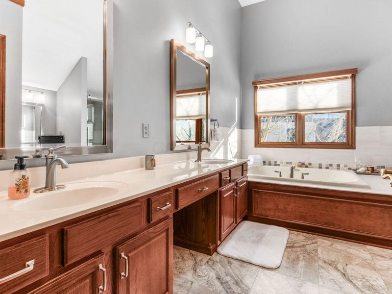 5483 Turnberry Drive, Westerville, OH 43082 Photo 33