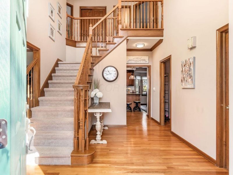 5483 Turnberry Drive, Westerville, OH 43082 Photo 4