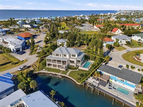75 Mound RD, FORT MYERS BEACH, FL 33931