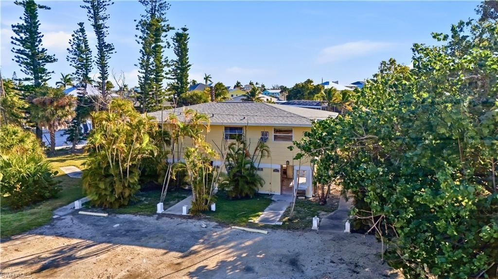 75 Mound Rd, Fort Myers Beach, FL 33931 Photo