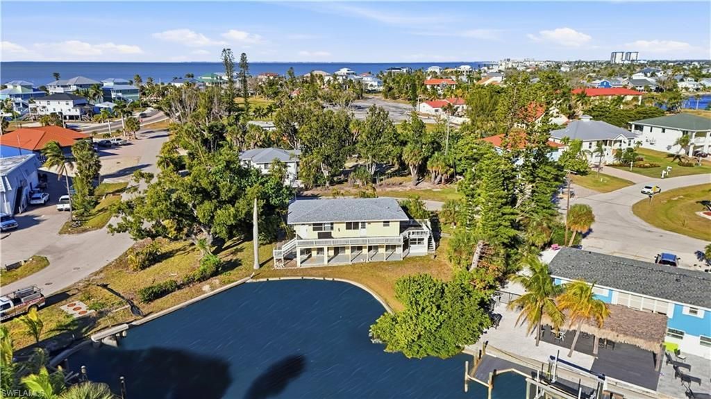 75 Mound Rd, Fort Myers Beach, FL 33931 Photo