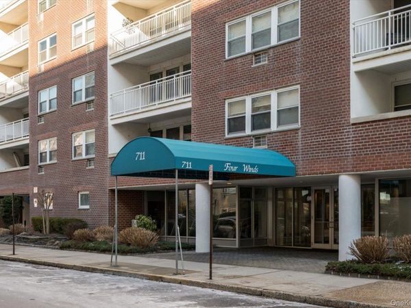 711 Shore Road, Unit 3 C, Long Beach, NY 11561
