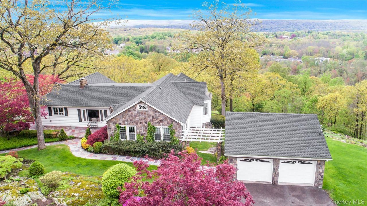 3483 Fenimore Avenue, Mohegan Lake, NY 10547 Main Photo