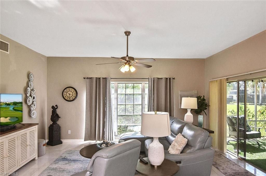 4 Park Lane Cir, Lehigh Acres, FL 33936 Photo