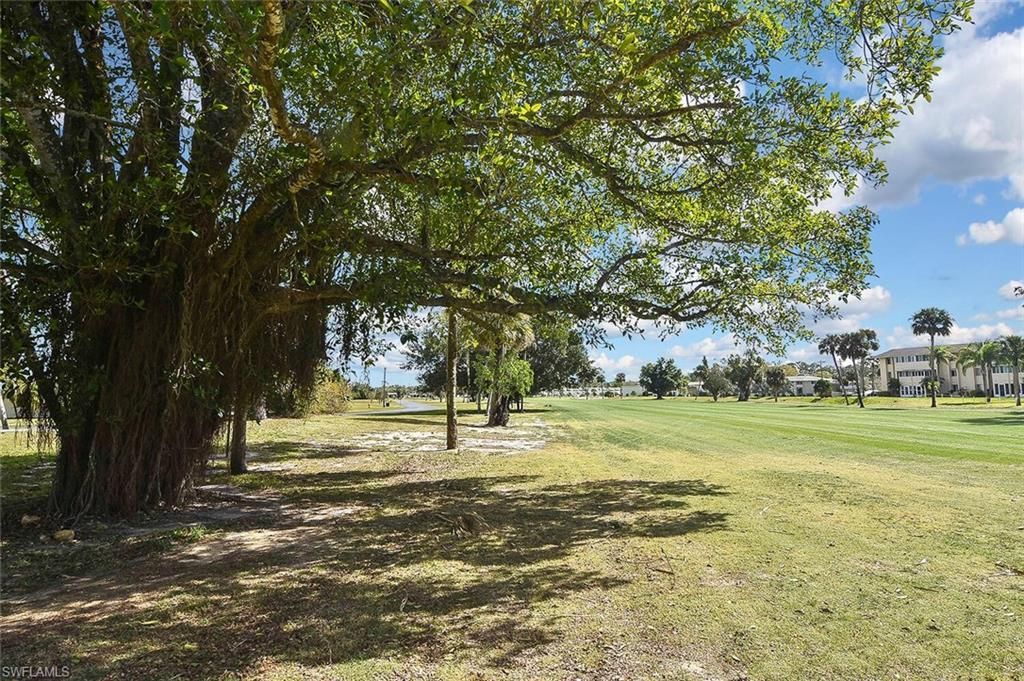 4 Park Lane Cir, Lehigh Acres, FL 33936 Photo