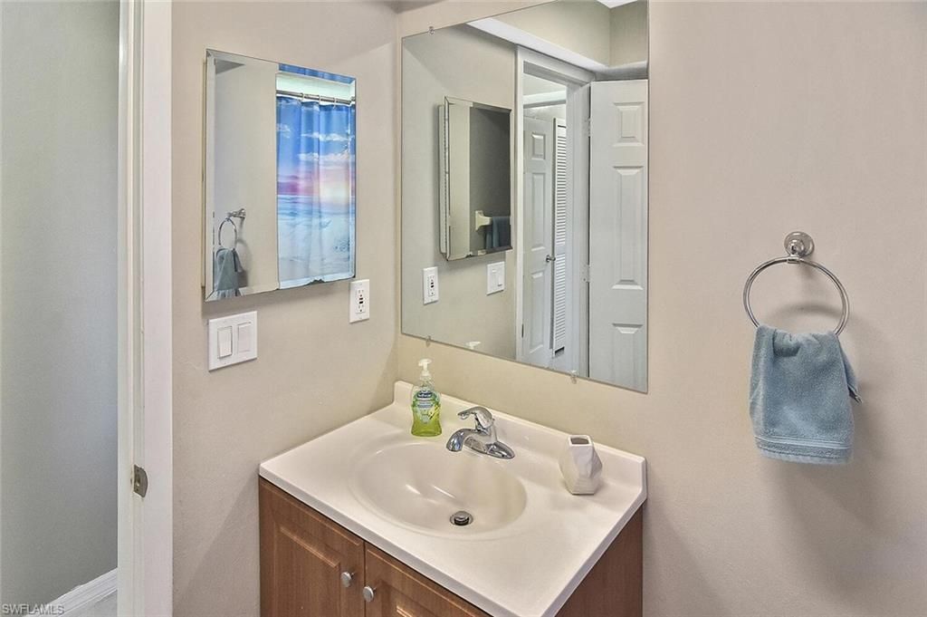 4 Park Lane Cir, Lehigh Acres, FL 33936 Photo