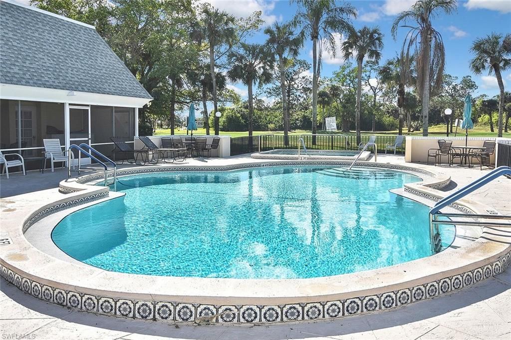 4 Park Lane Cir, Lehigh Acres, FL 33936 Photo