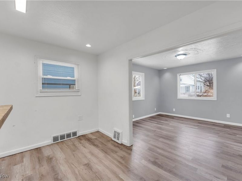 13814 Durkee Avenue, Cleveland, OH 44105 Photo 6