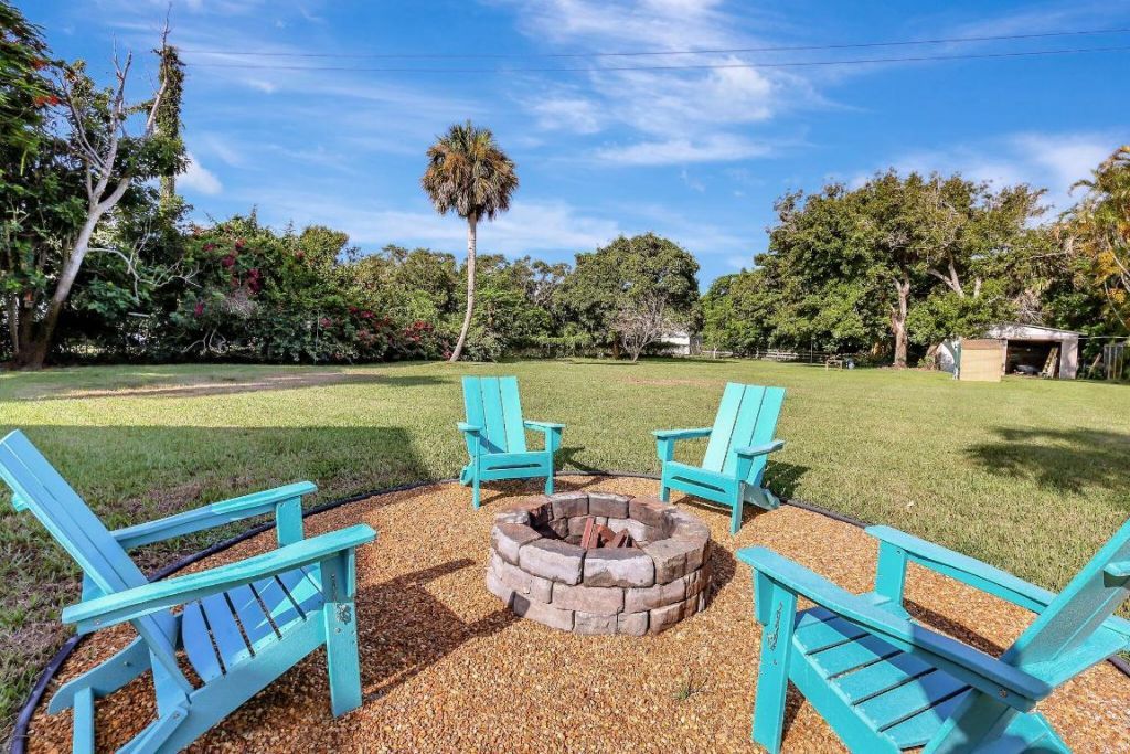 7501 S Indian River Drive, Fort Pierce, FL 34982 Photo