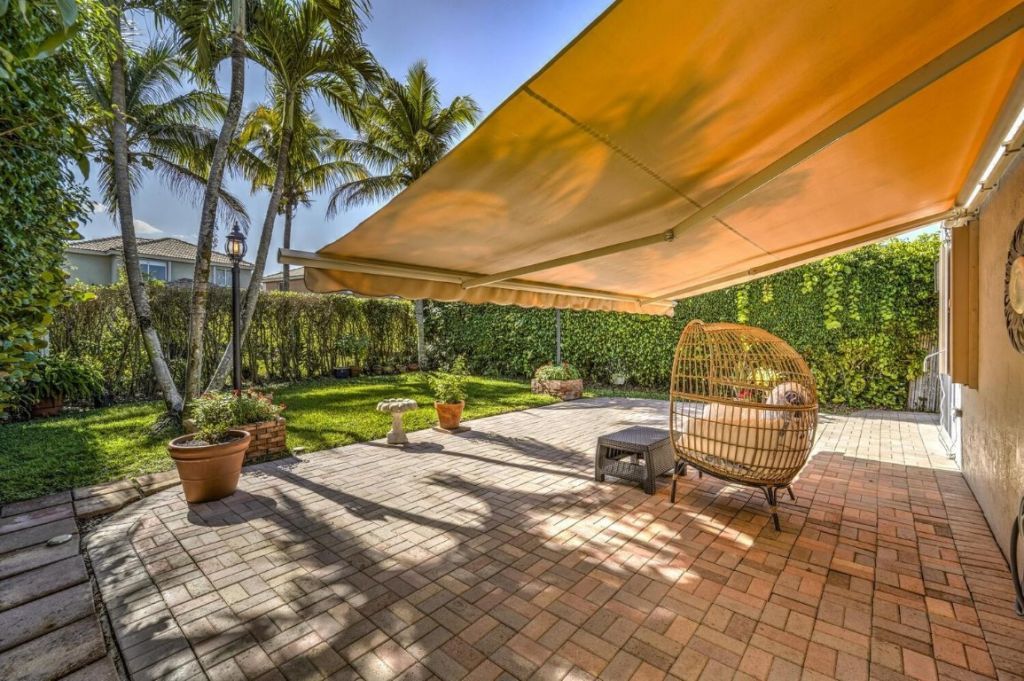 1433 Sabal Trail, Weston, FL 33327 Photo