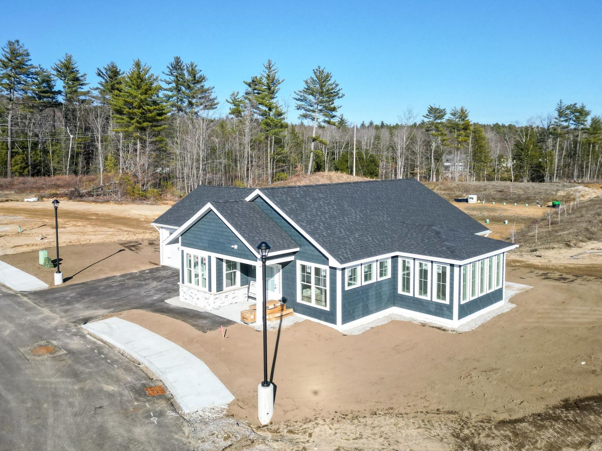 93 Whispering Pines Place, Unit 12, Conway, NH 03860 Main Photo