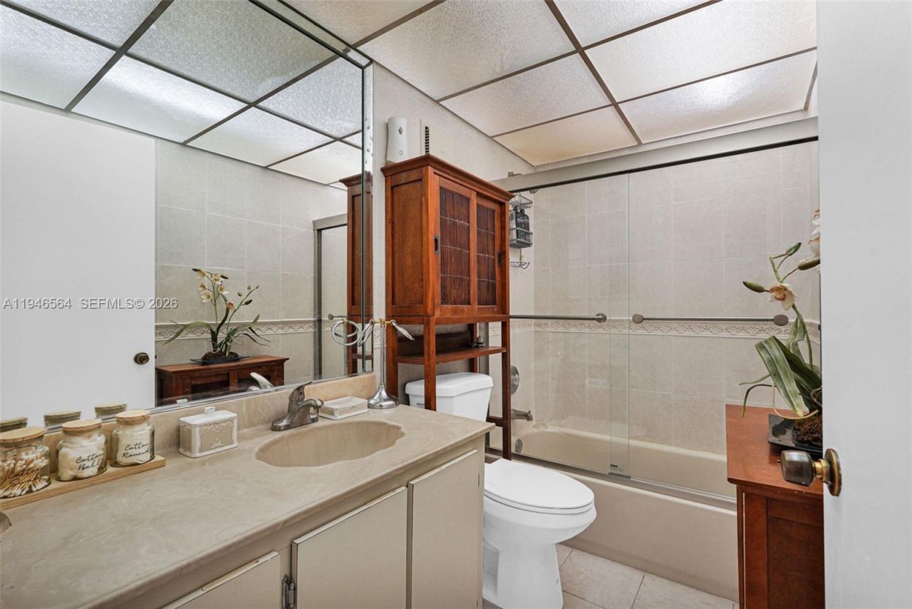 10825 SW 112th Ave , Unit 216, Miami, FL 33176 Photo