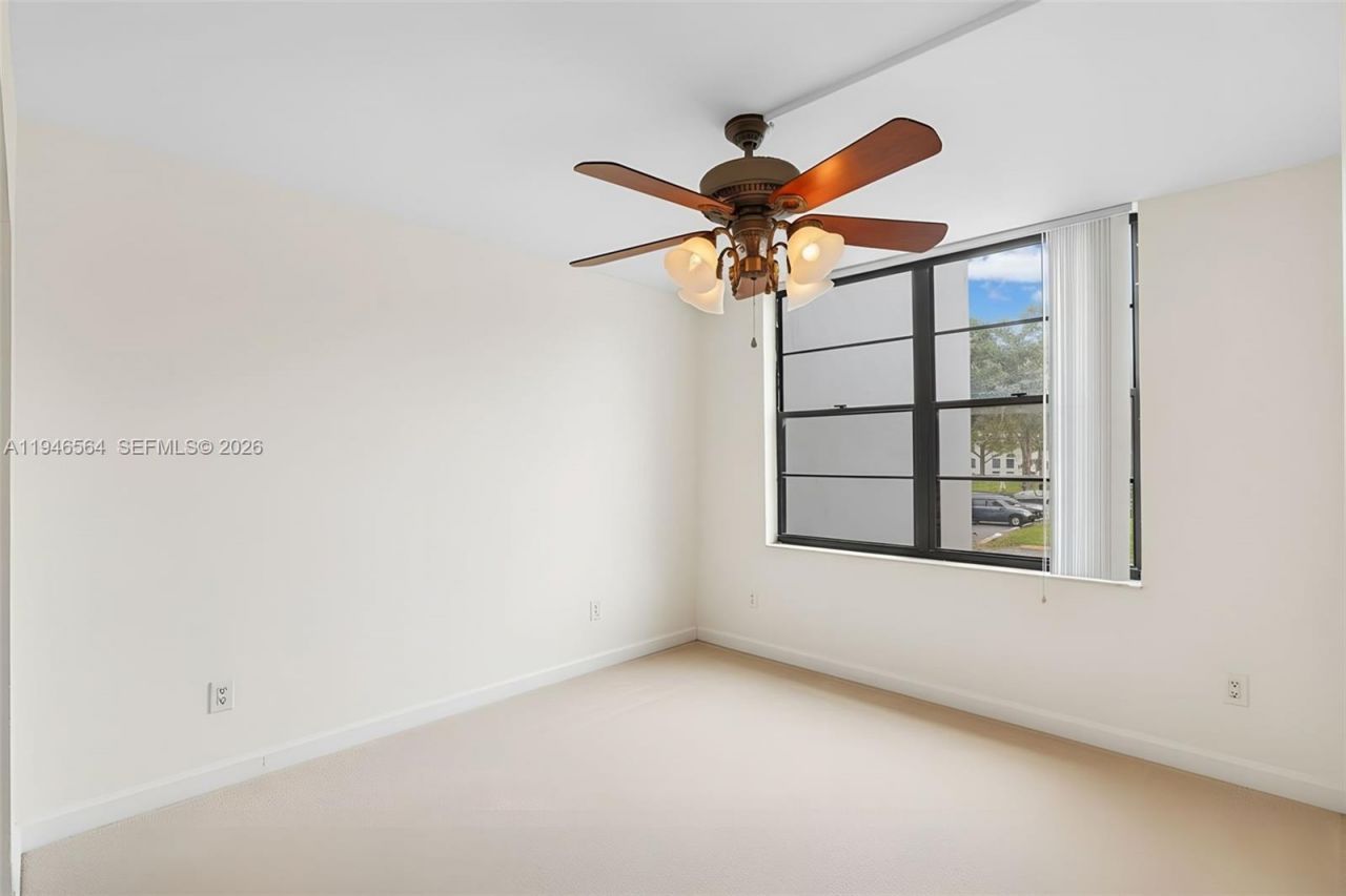 10825 SW 112th Ave , Unit 216, Miami, FL 33176 Photo