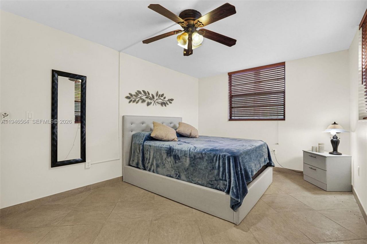 10825 SW 112th Ave , Unit 216, Miami, FL 33176 Photo