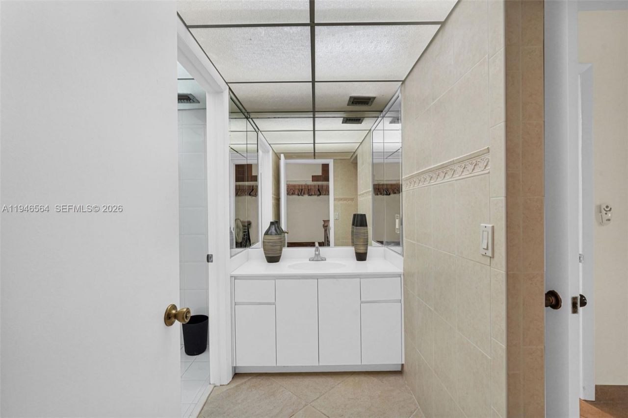 10825 SW 112th Ave , Unit 216, Miami, FL 33176 Photo