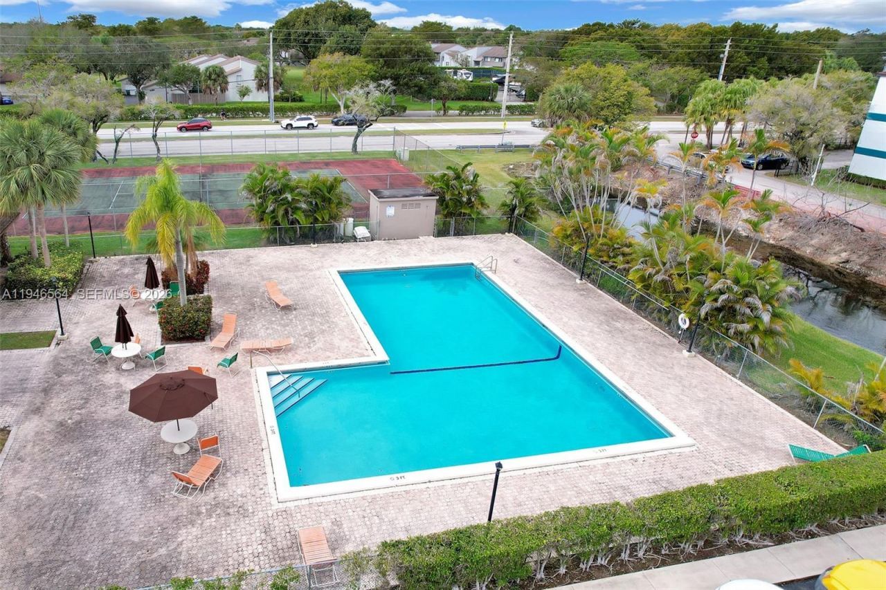 10825 SW 112th Ave , Unit 216, Miami, FL 33176 Photo