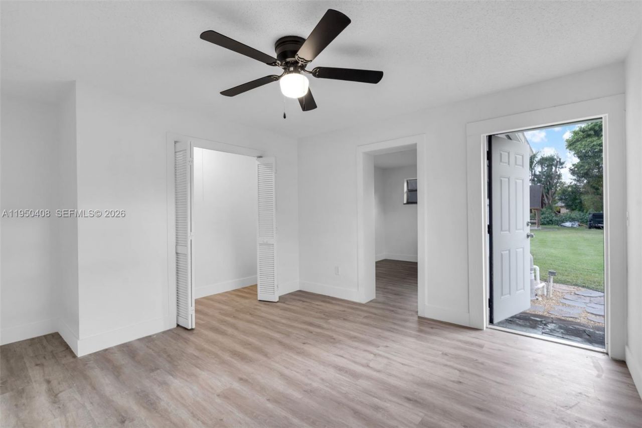 14230 SW 14th St, Davie, FL 33325 Photo