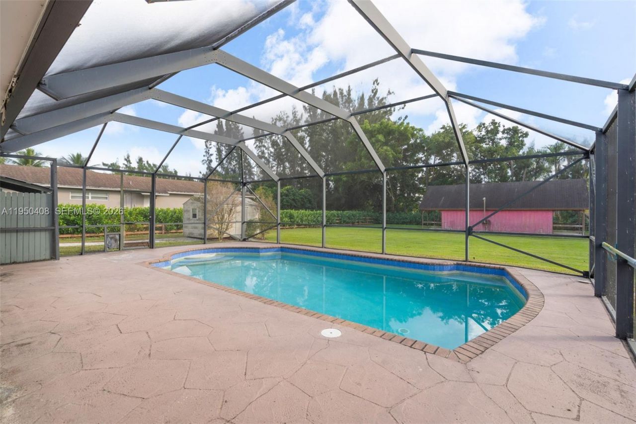 14230 SW 14th St, Davie, FL 33325 Photo