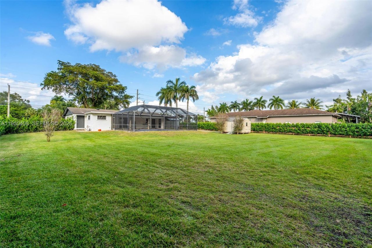 14230 SW 14th St, Davie, FL 33325 Photo