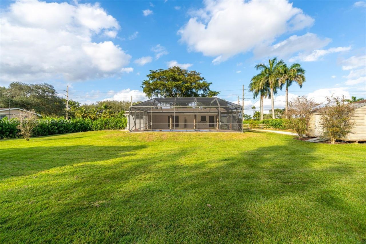 14230 SW 14th St, Davie, FL 33325 Photo